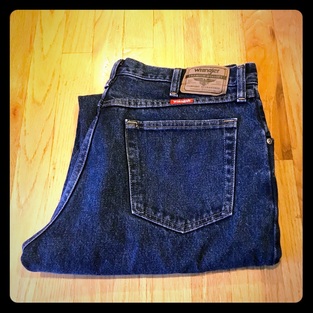Wrangler Men's Relaxed Fit Jeans 34x32